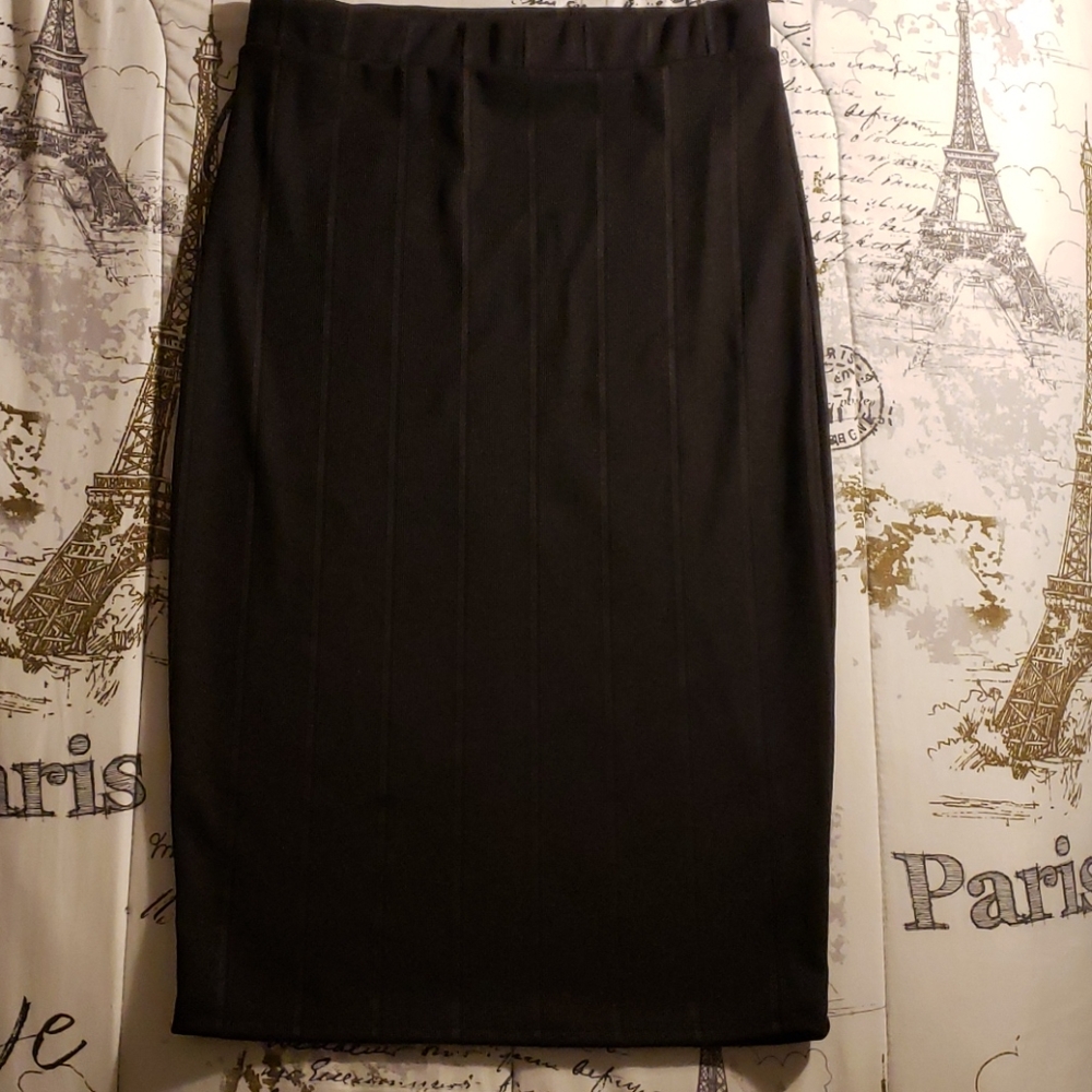 NWOT Lulu's Pencil Skirt